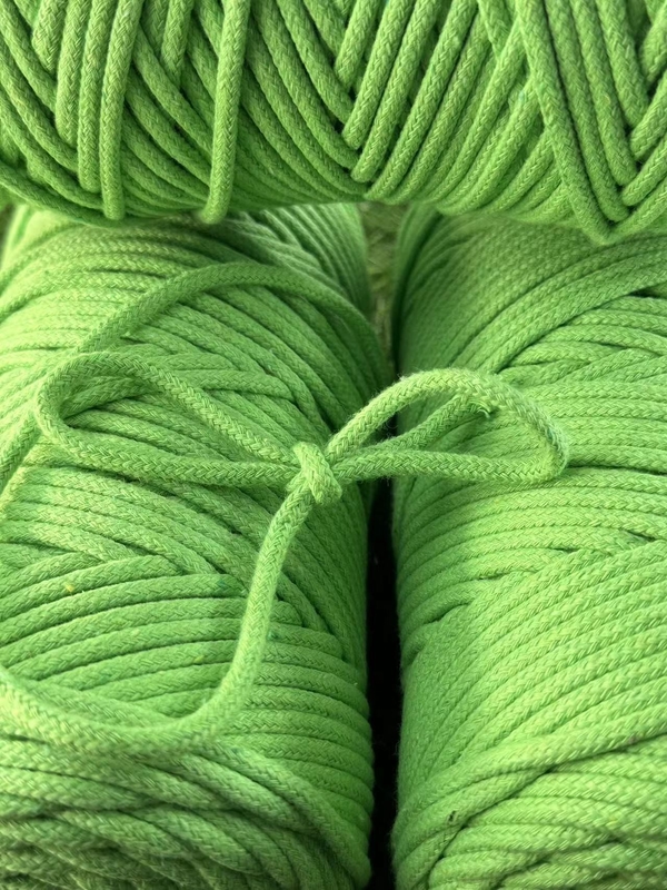 Custom Farbe Baumwolle Hohlseil und 30 Jahre Erfahrung für Kleidungsstück Dekoration
