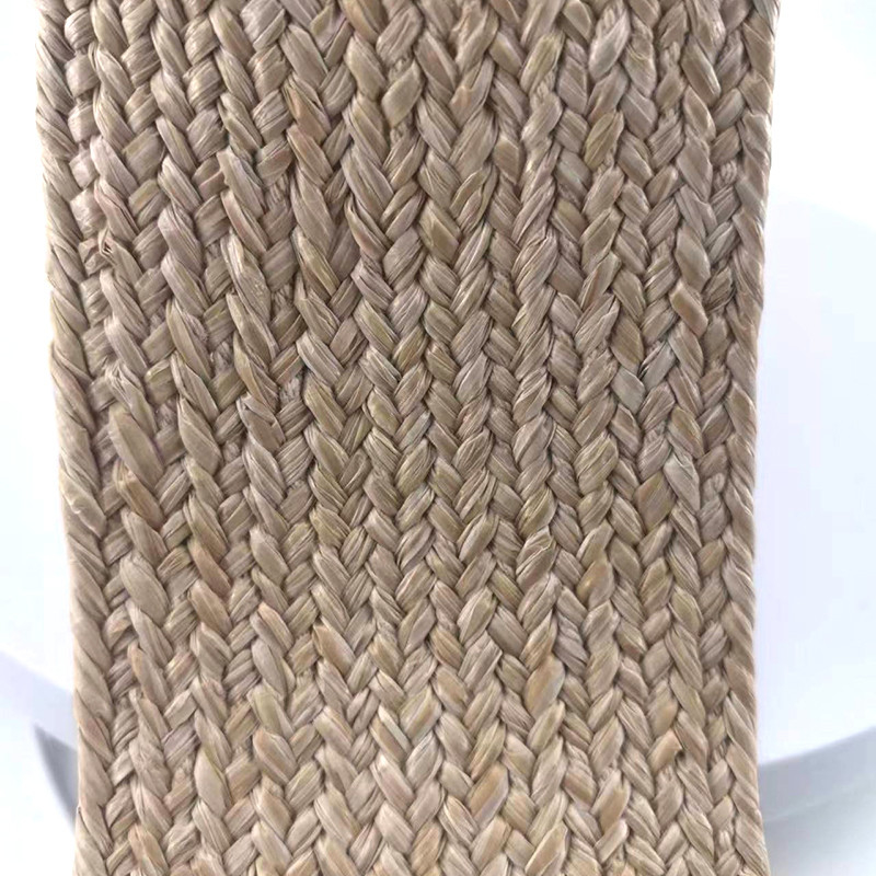 Andere Beige spezielle Seidenrasen Gürtel Band Roll 50*50*8cm einfache, kundenspezifische breite Webbing